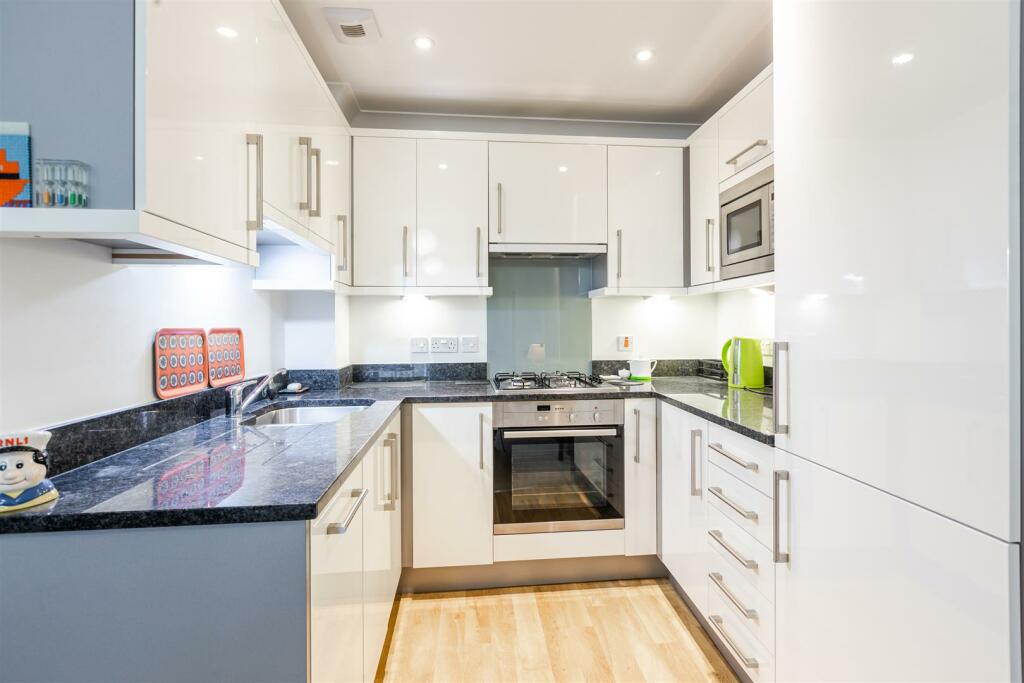 A09 - Dartmouth, Flat 1 Westwater Court - 231220.j