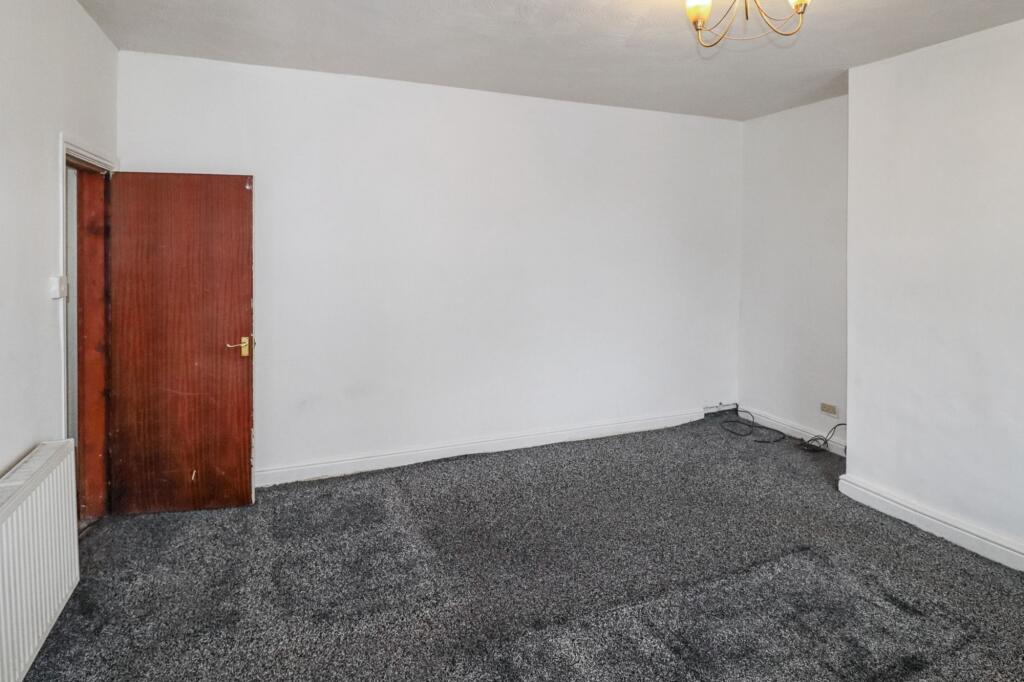 13 Hilary Street, Dewsbury, WF13 4AU