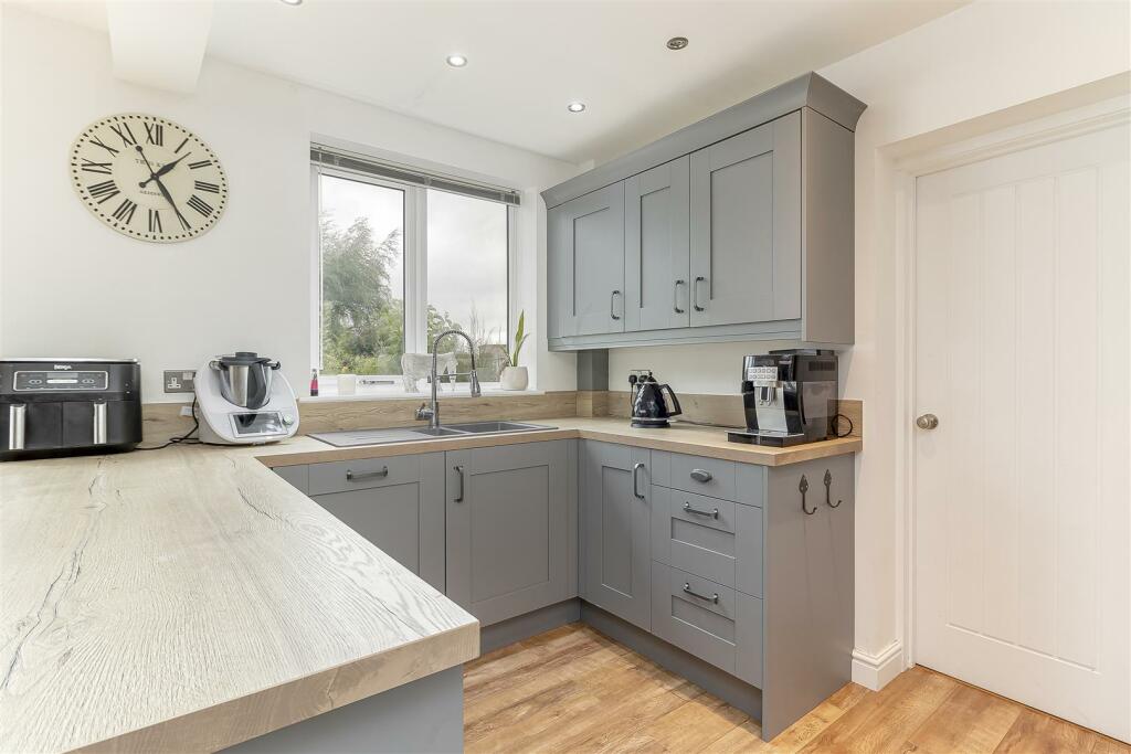 Dining Kitchen - C.jpg