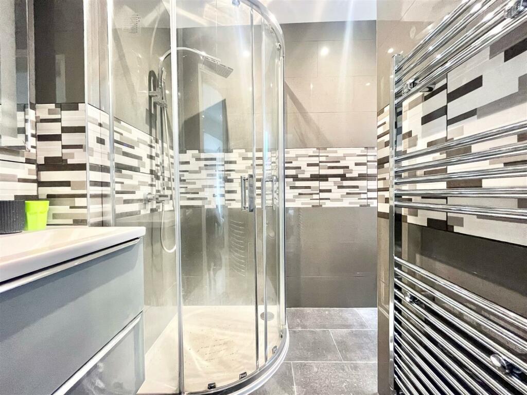 En Suite.jpg
