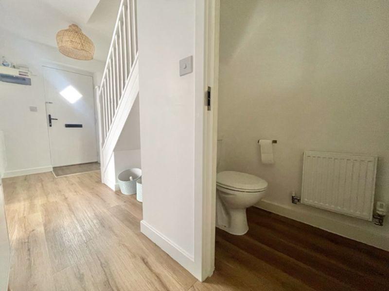 Hall/WC