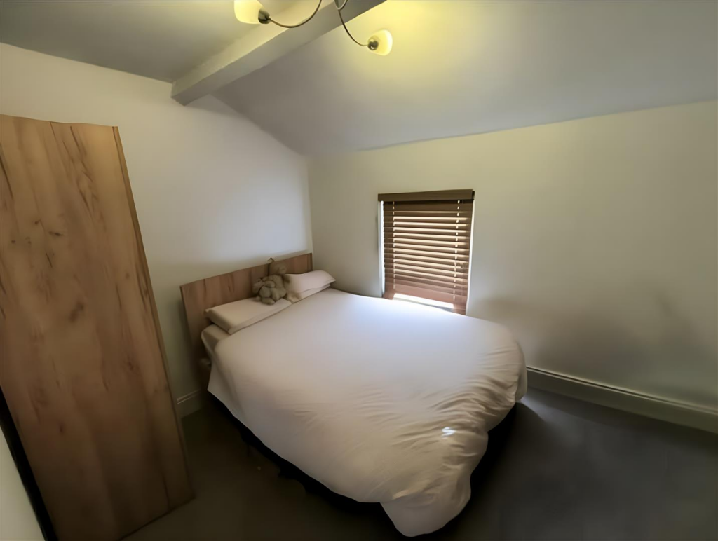 Bedroom 2.png