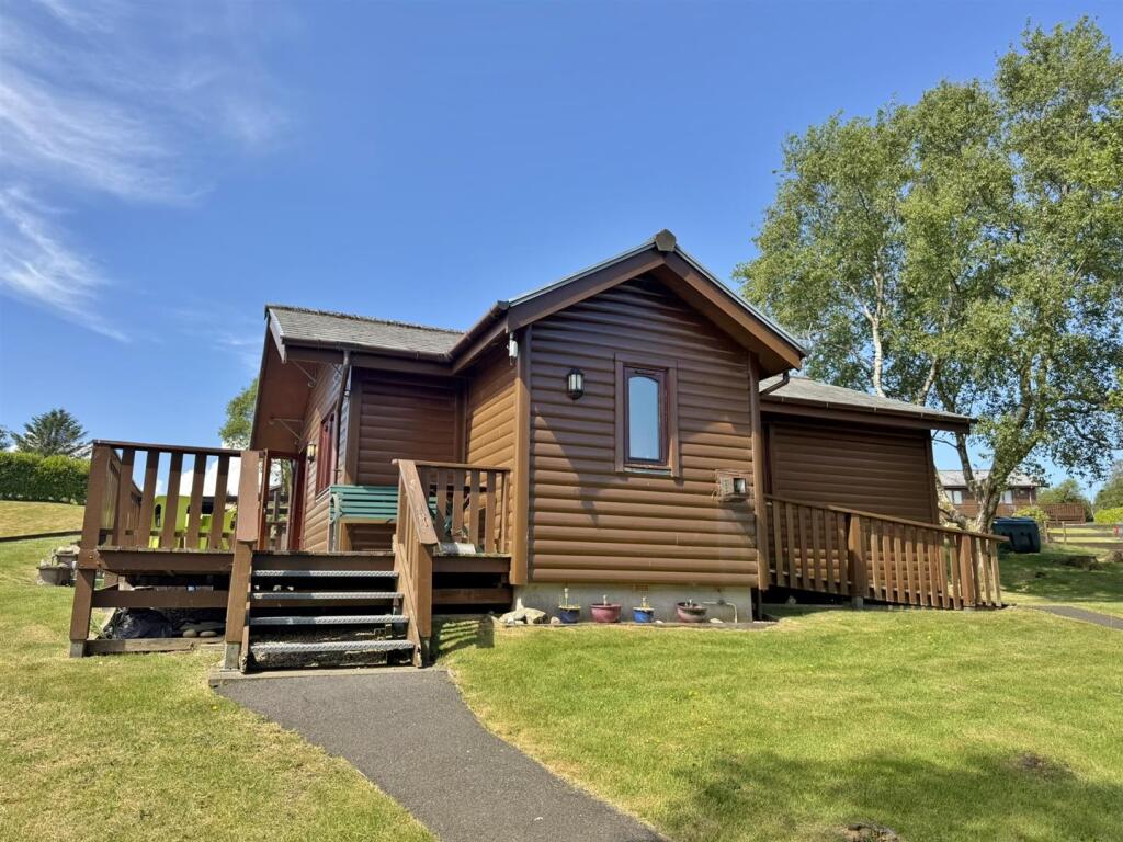 Side view to deck