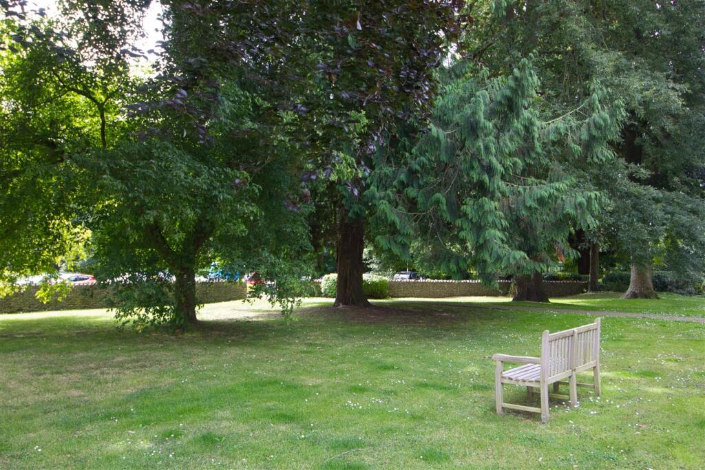 Communal gardens