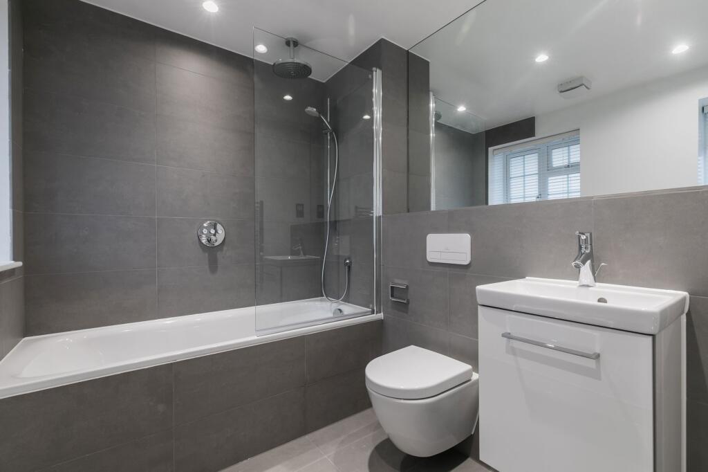 bathroom (example)
