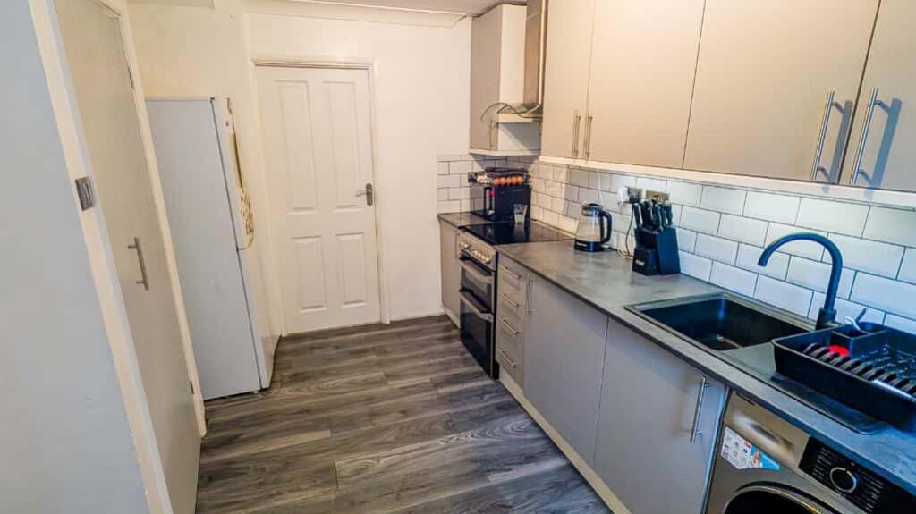 Kitchen-2-1