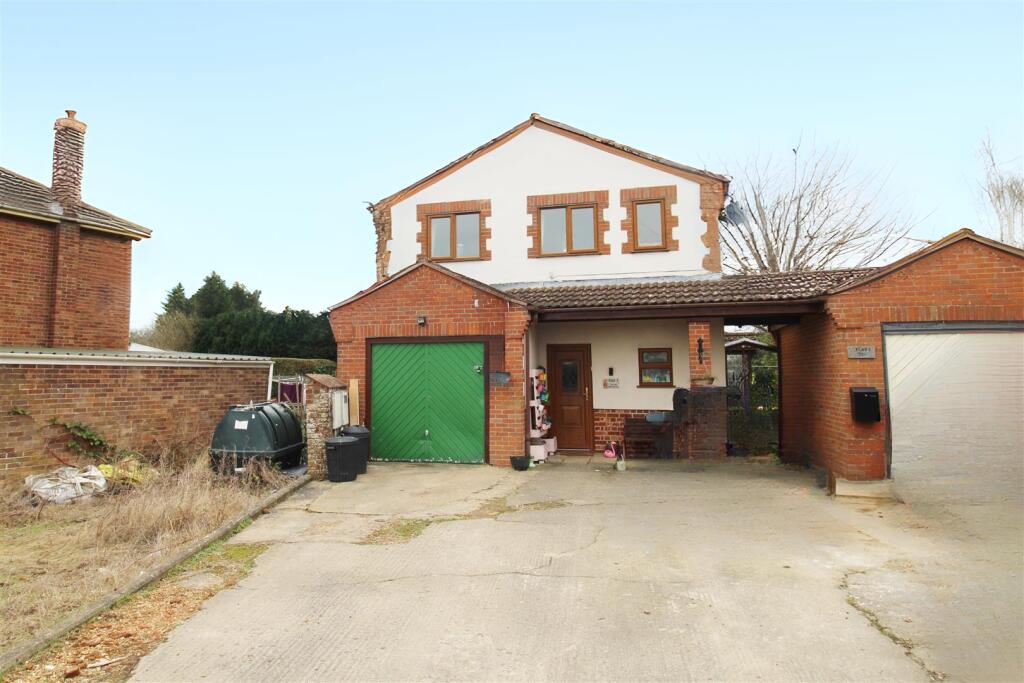 Dockings Holt, Lutton