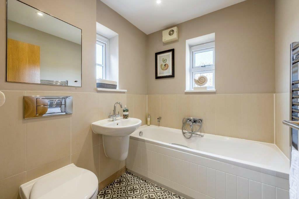 Ensuite