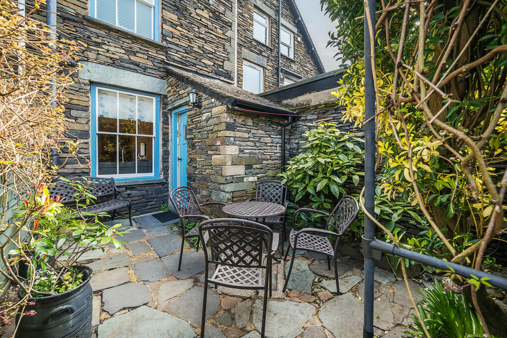 Courtyard Patio