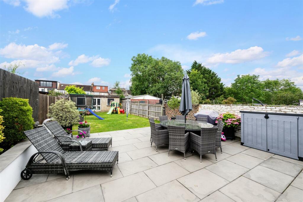 CONNAUGHT ROAD, 36 (1).jpg