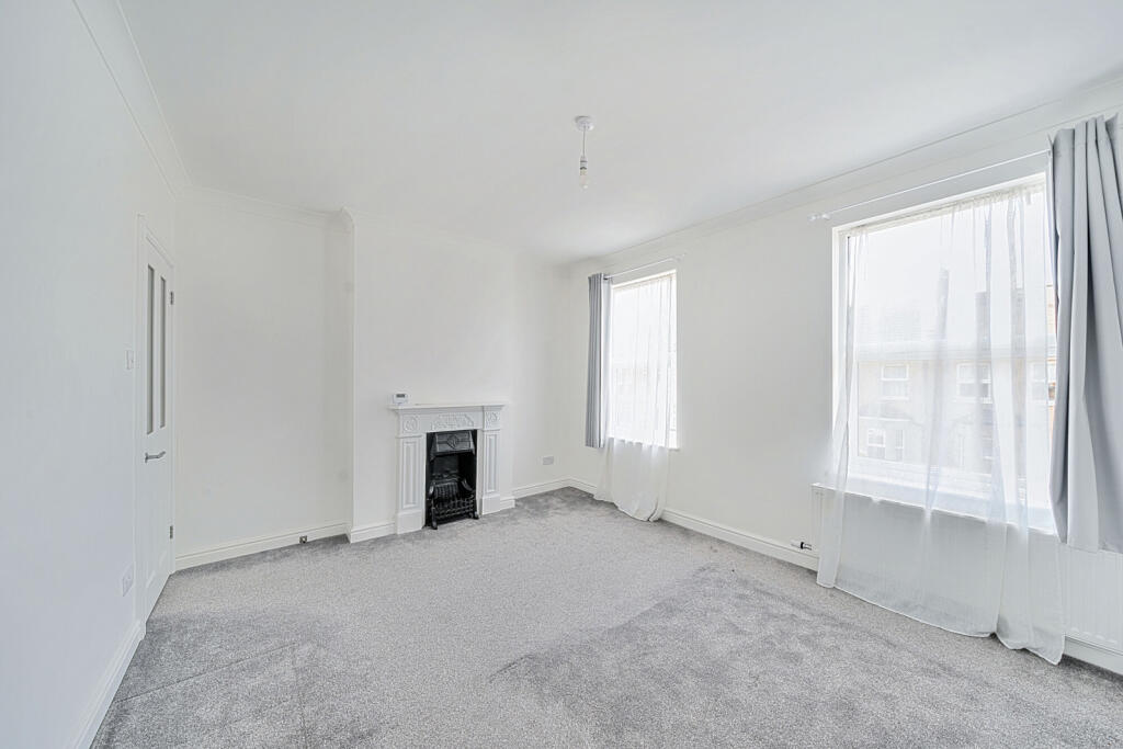 16-681b30919f6d8-...