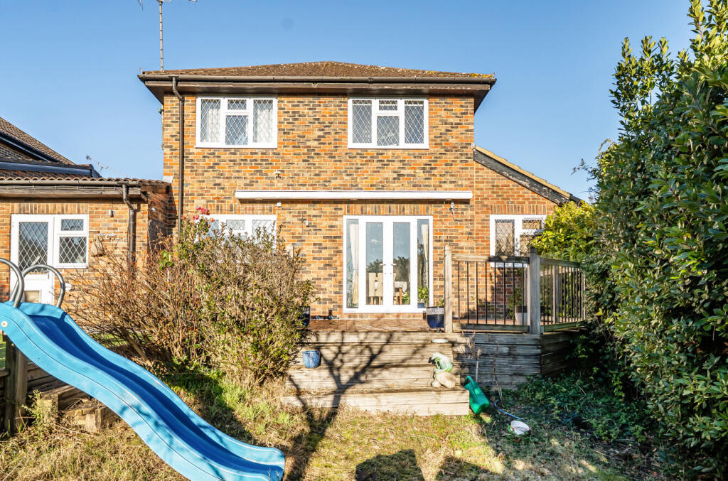 1388589-3-695bc18...