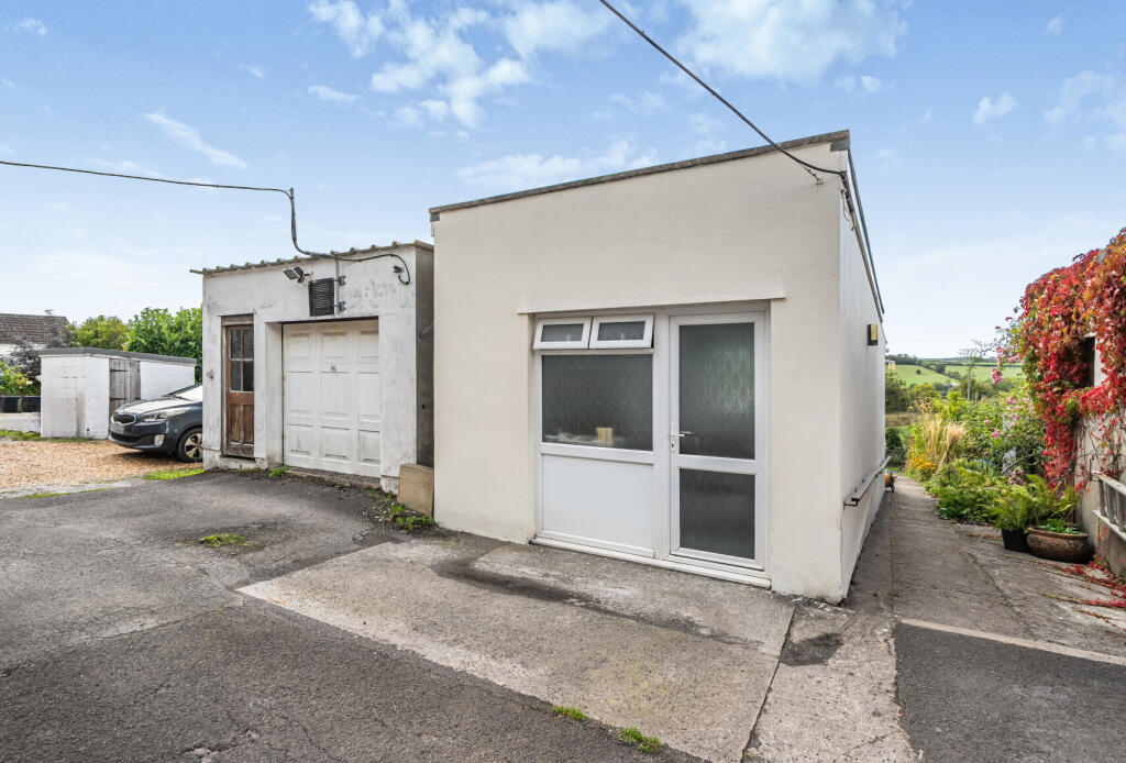 1354156-3-68c4375...