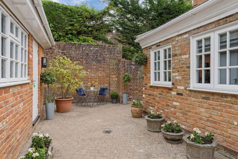 Courtyard area 