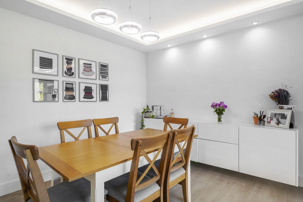 Flat 32, Claydon ...