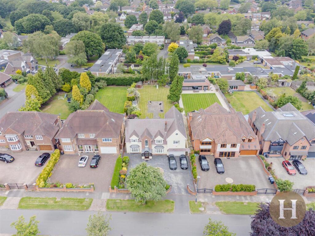 Hadleigh Estate Agents-62.jpg