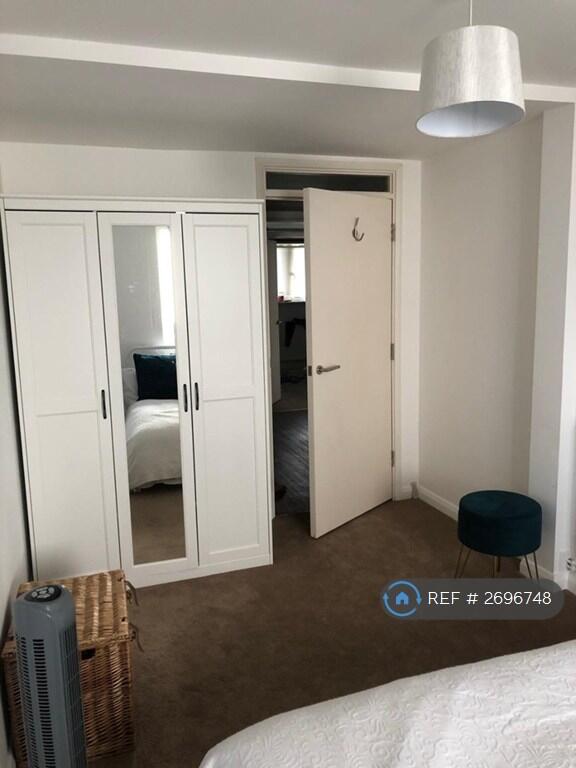 Spacious Double Bedroom