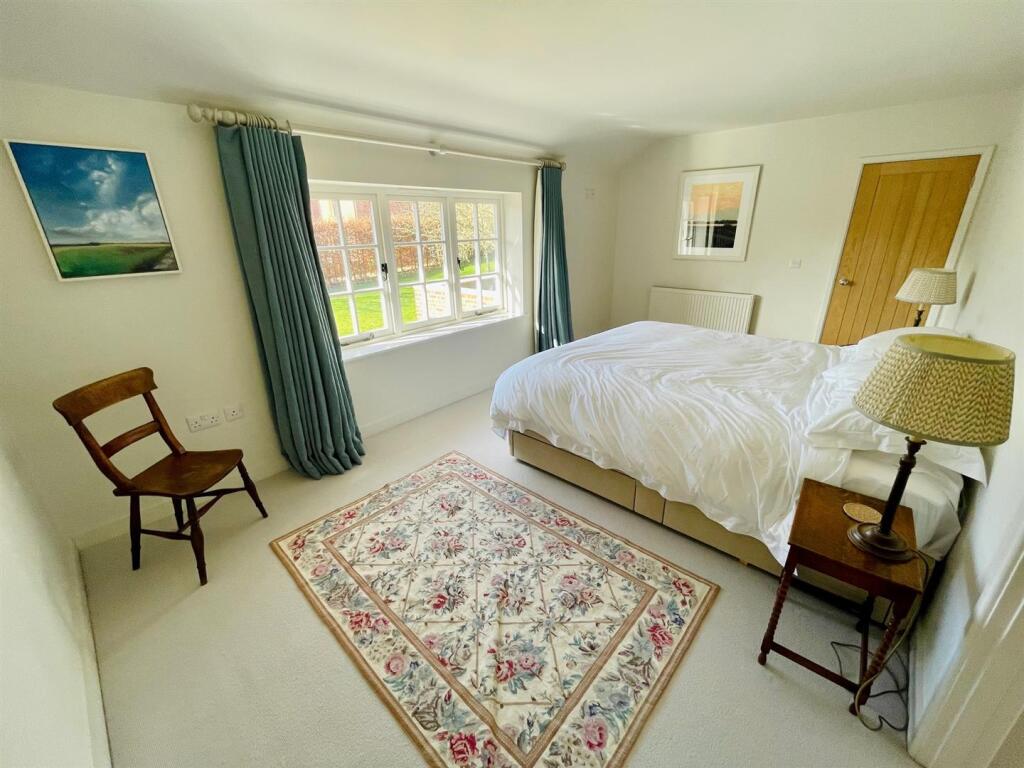 bedroom one.jpg