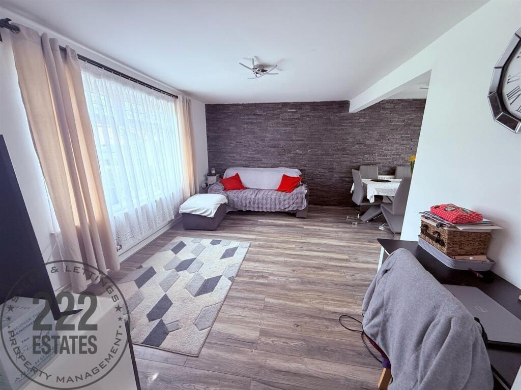 PHOTO-2025-04-29-13-53-53 (11).jpg