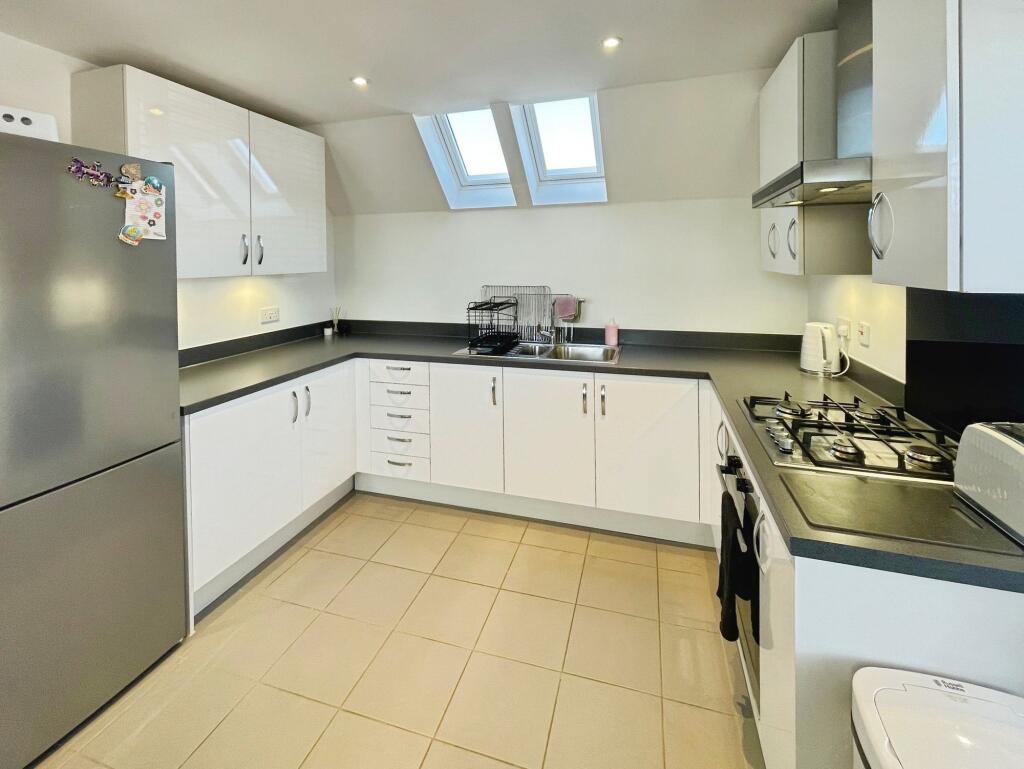 LOUNGE DINING ROOM/KITCHEN