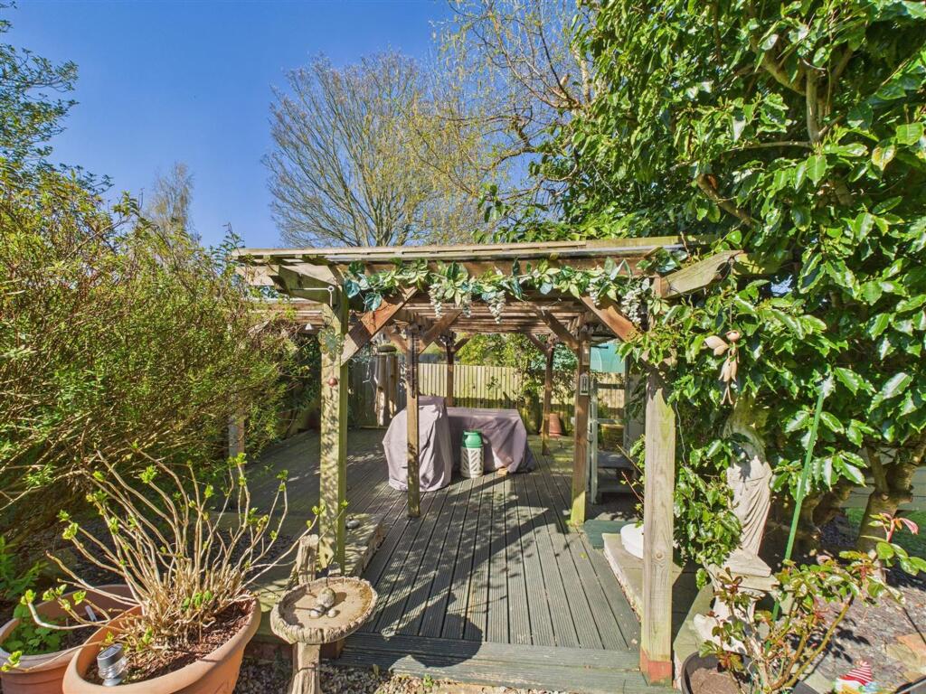 GARDEN