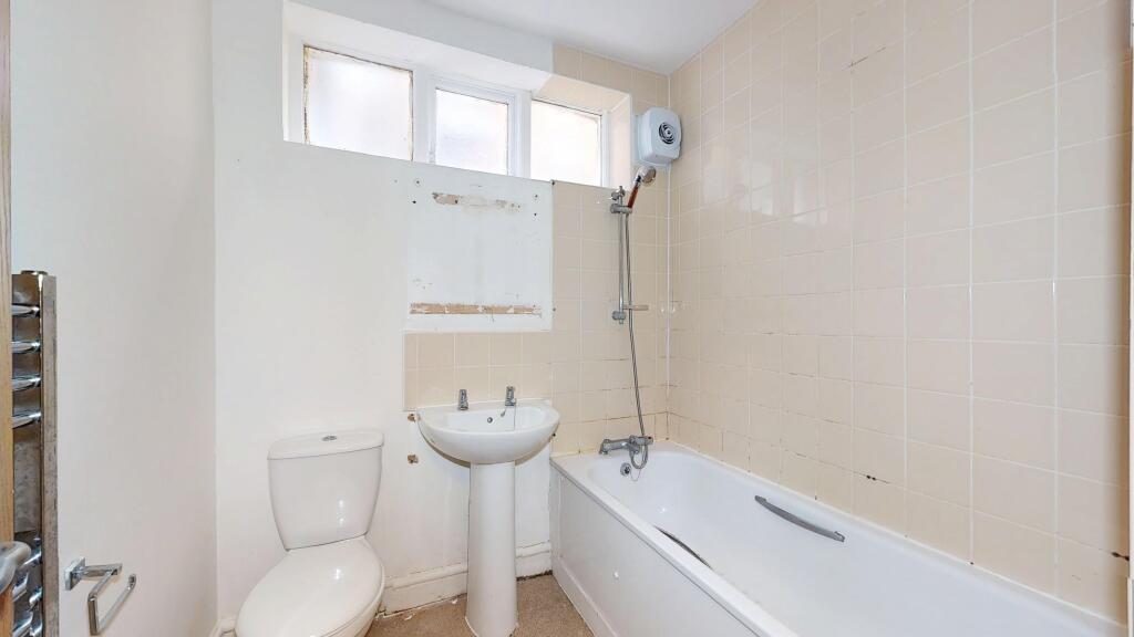 Flat A, 24 Atherfold Road, Clapham, London, SW9 9LW