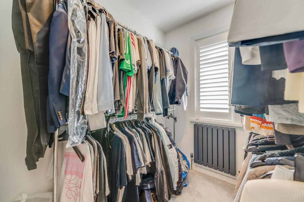BEDROOMS AND FAMILY BATHROOM