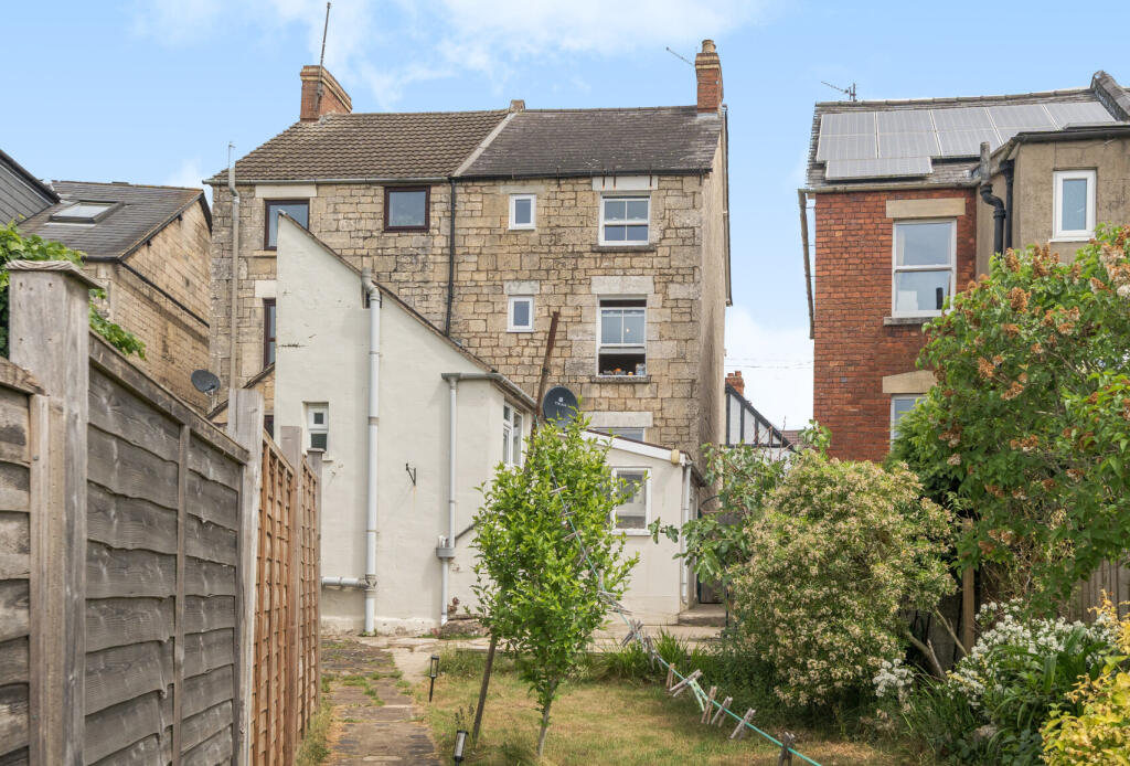 1296561-3-68383e7...