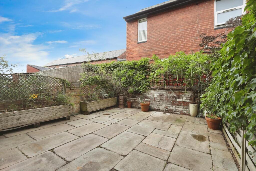GARDEN