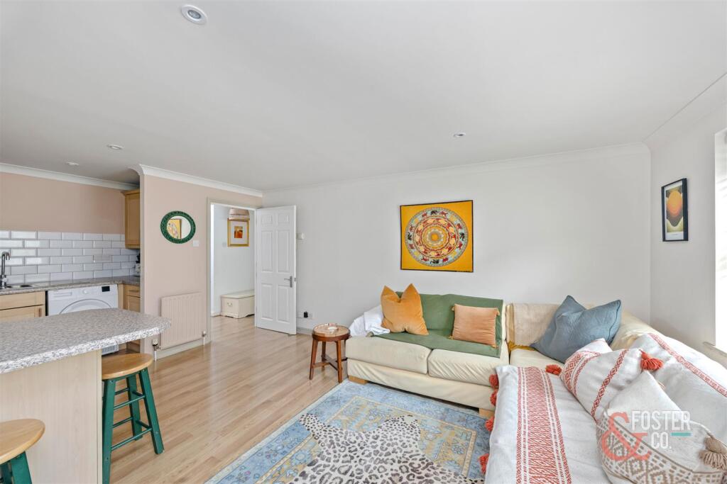 Chatsworth Square, Chiddingly House 8_001.JPG