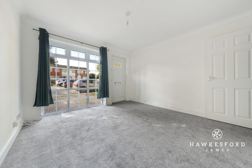 Warlingham Close, Rainham - Lounge