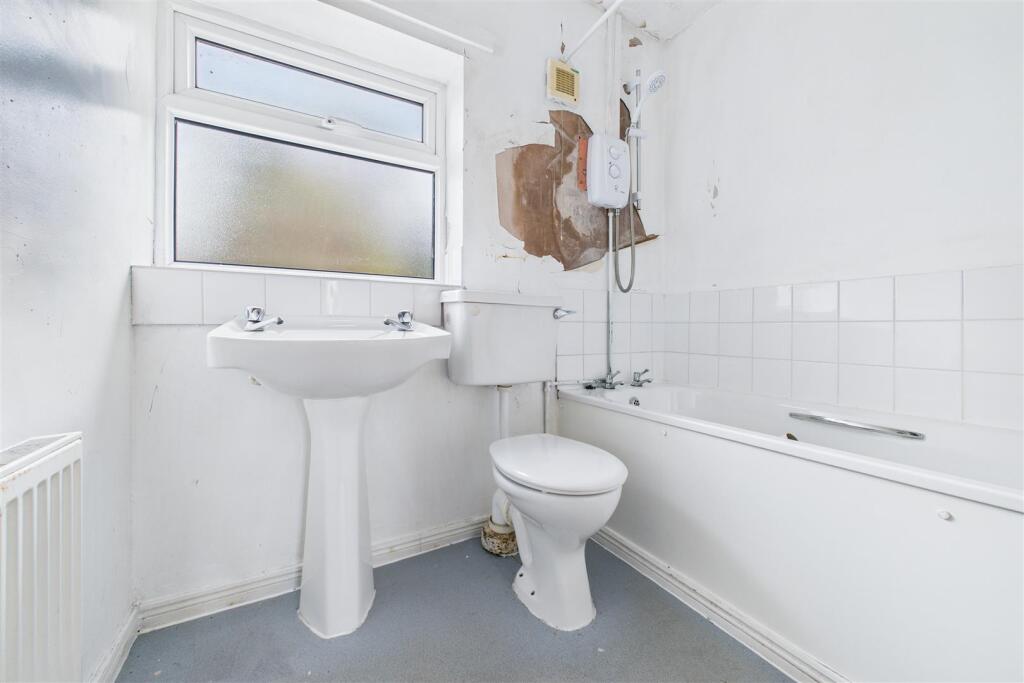 85 Stirtingale Road, Kingsway, Bath BA2 2NG | Free