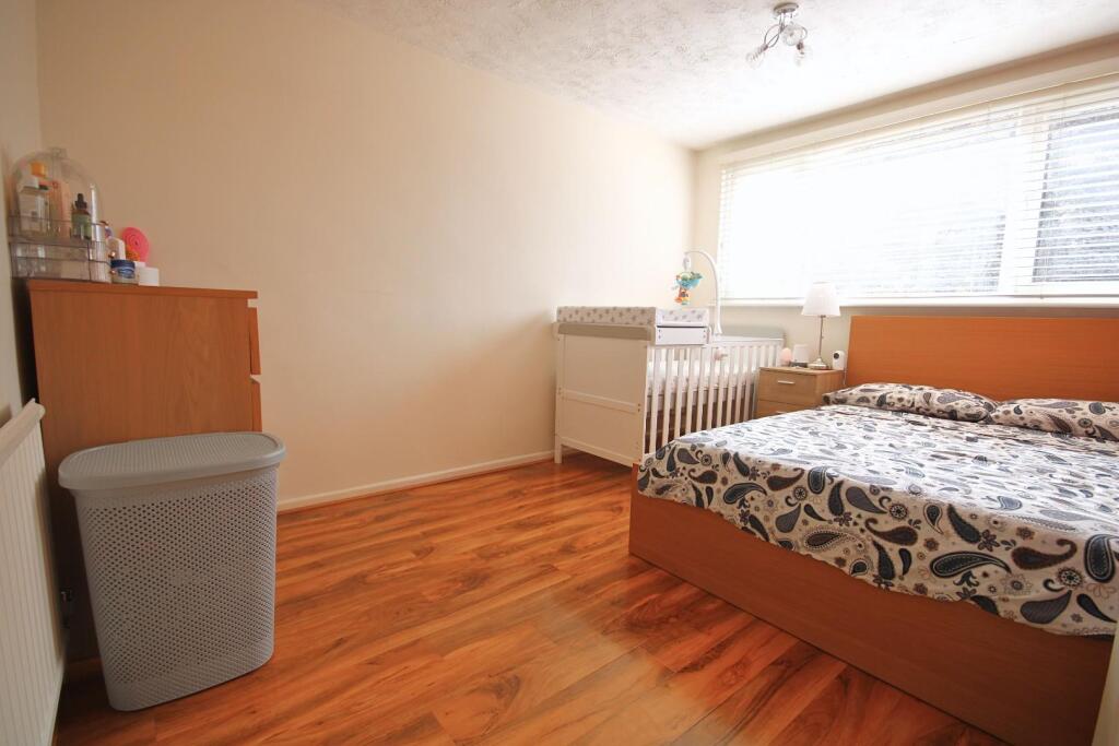 bed1 (8).jpg