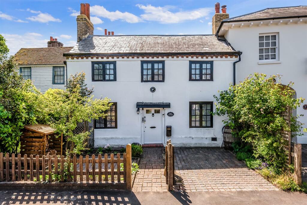 PARK COTTAGE- (19).jpg