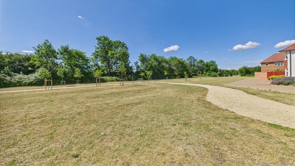 CAM04968G0-PR0056-STILL005