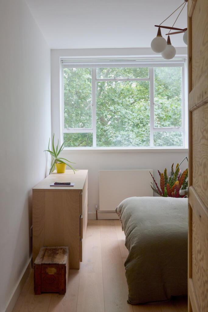 296324 - BEVIN COURT_16.JPG