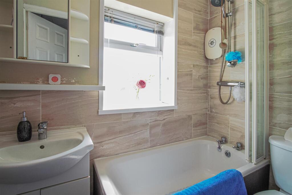 Grand Avenue 56a-6.jpg