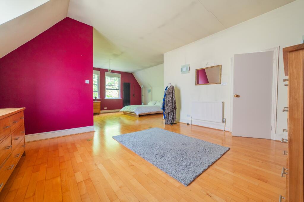 Award-winning Media team on EVERY Listing__43