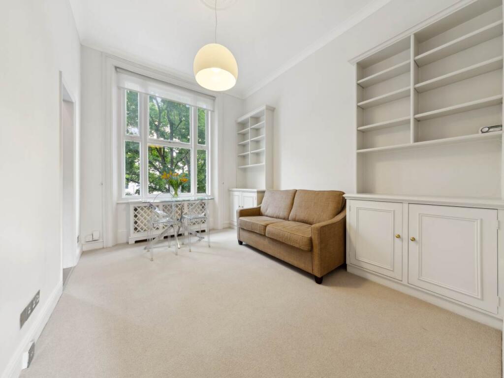 Flat 2, 41 Kempsford