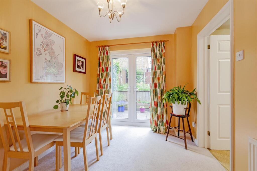 Dining Room-3.jpg