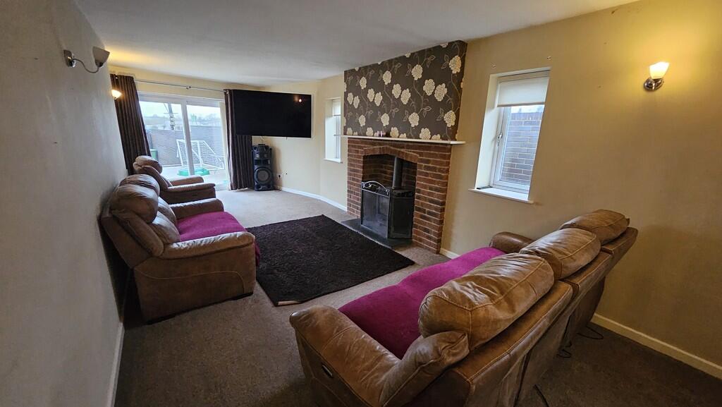 Lounge 2