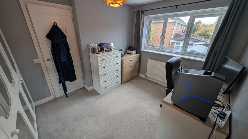 PXL_20251103_1339043