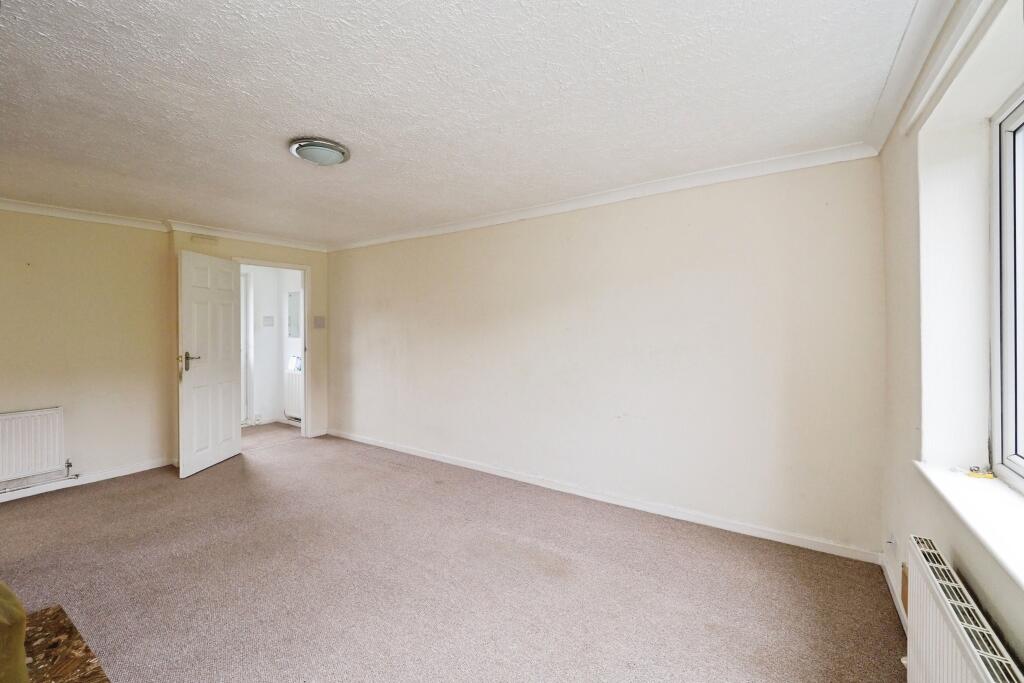 Spacious Living Room