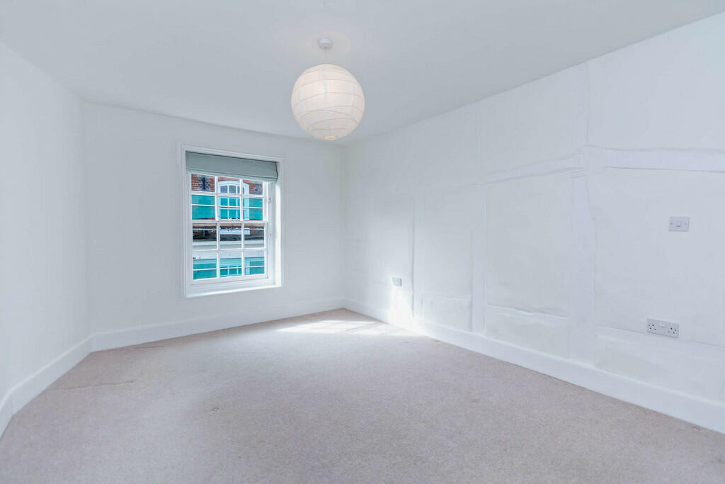 8622168-interior0...