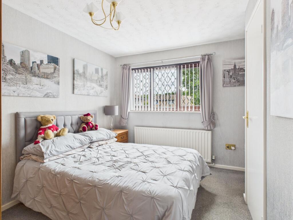 CAM04922G0-PR0057-STILL011