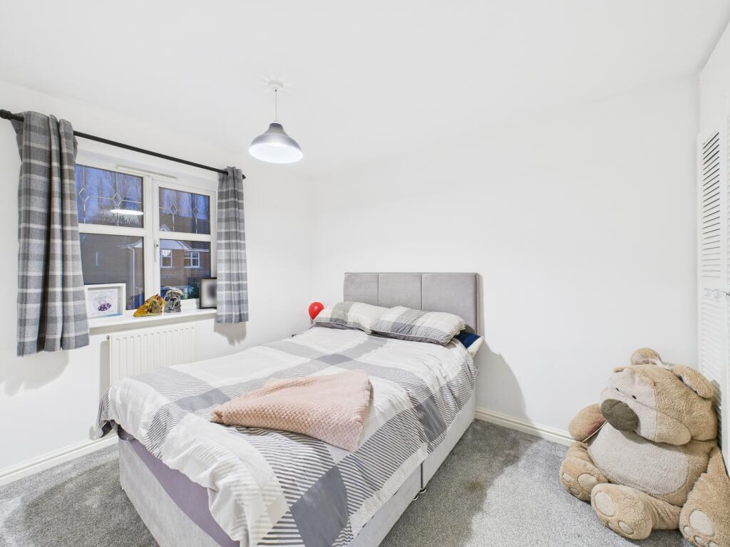 CAM05192G0-PR0187-STILL028