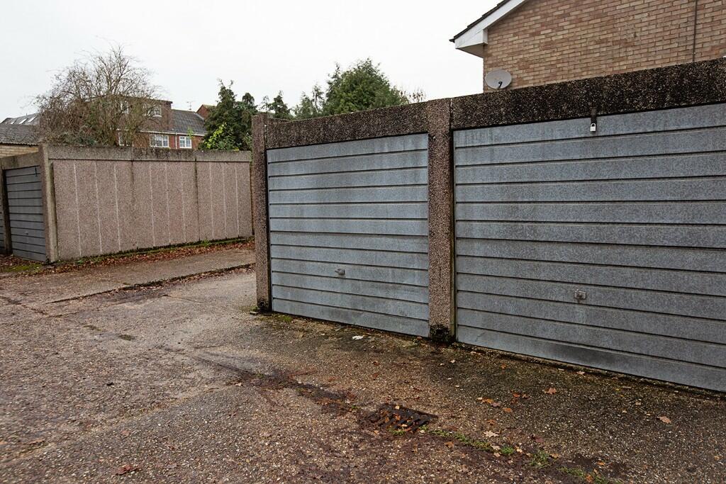 Single garage