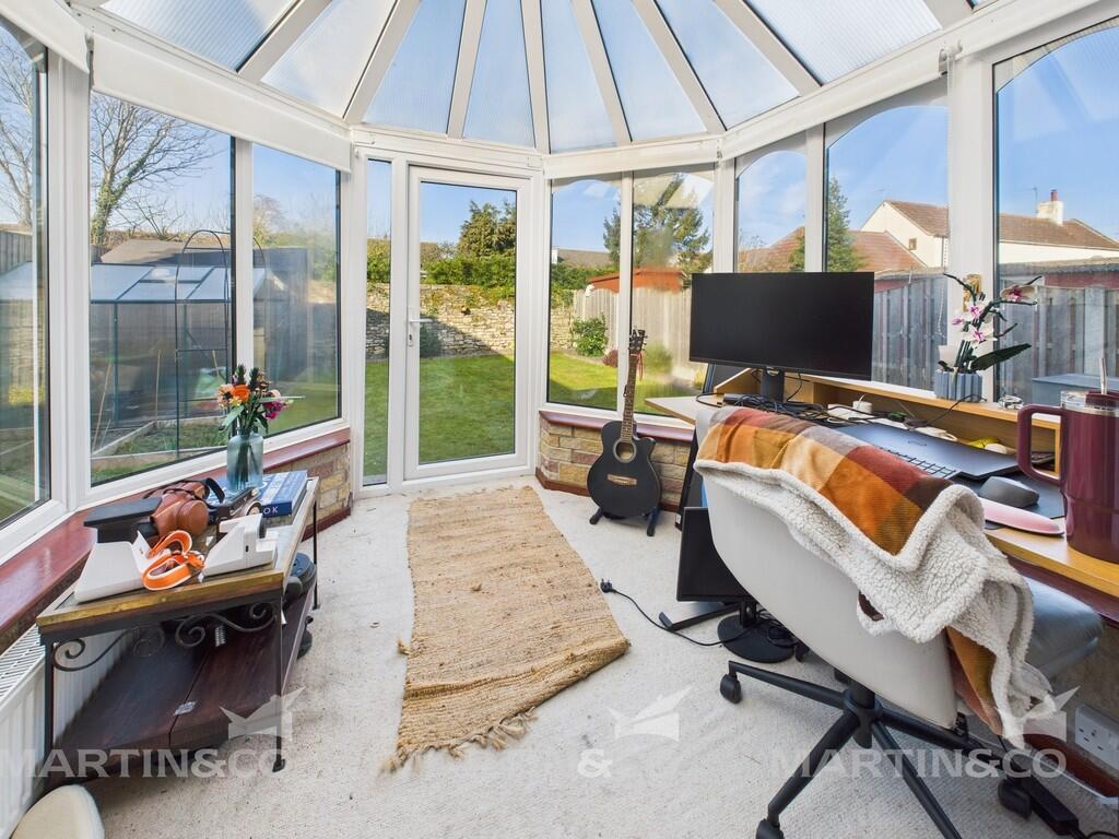 CAM02406G0-PR0425...