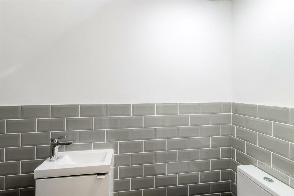 12b Austrey Lane, Newton Regis