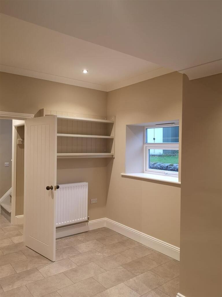 IMG_2597 kitchen4.jpg